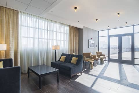 Hampton Inn Chicago North-Loyola Station — photo 6
