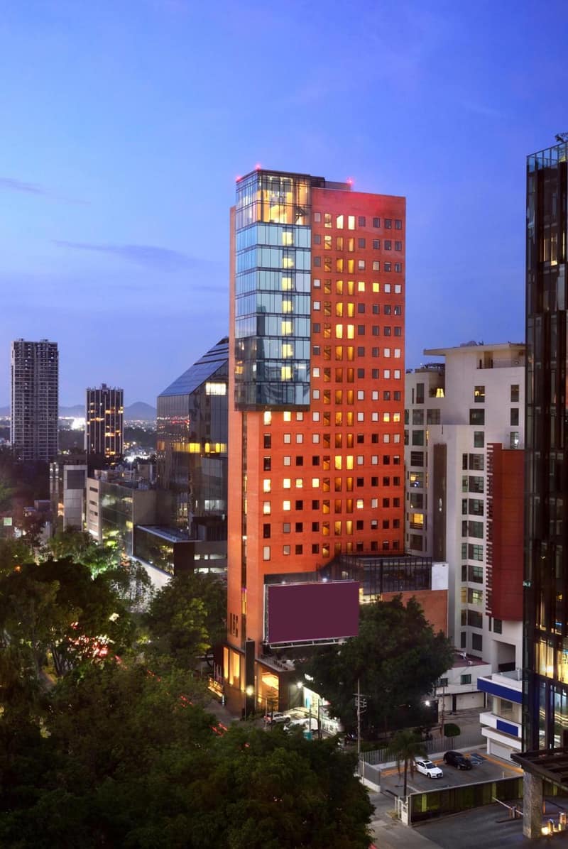 Hotel Guadalajara Country Club by HNF — building