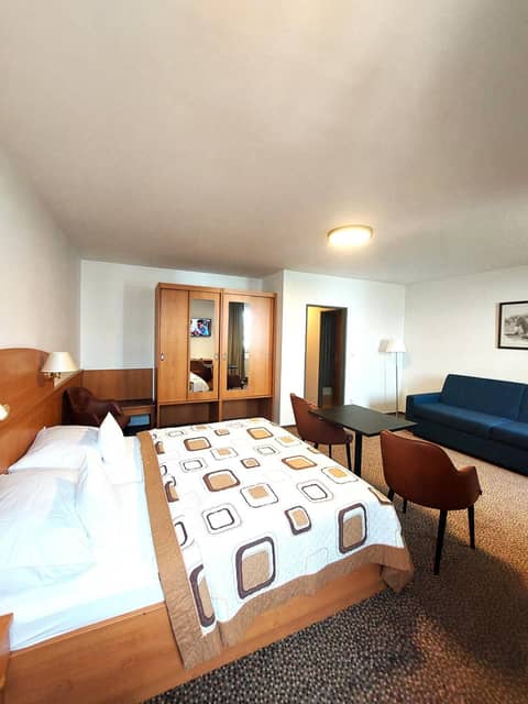 Hotel Avion — photo 5