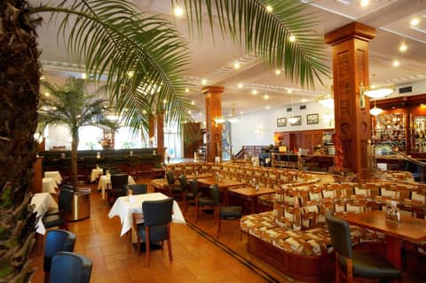 Hotel Avion — photo 7