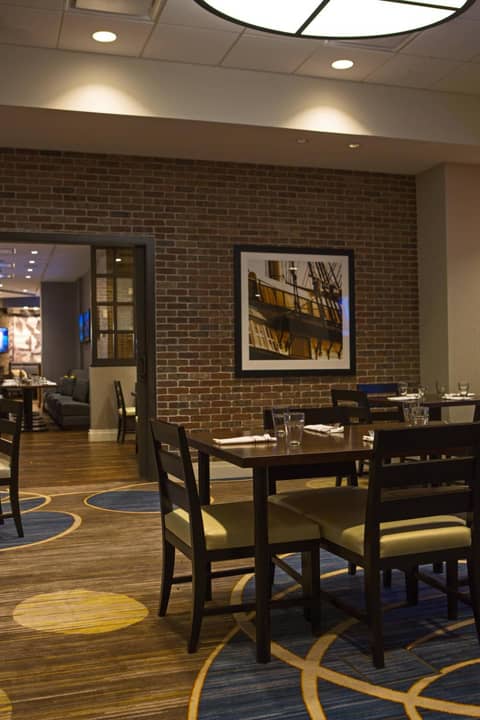 Baltimore Marriott Inner Harbor at Camden Yards — photo 9