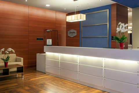 Hampton by Hilton Warsaw Airport — photo 8