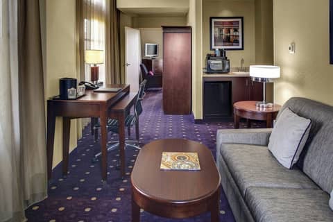 Courtyard by Marriott Kansas City Country Club Plaza — photo 7