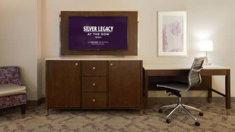 Silver Legacy Reno, A Caesars Destination — photo 8