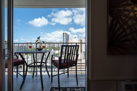 Waikiki Place - the Place to be in Waikiki — photo 4