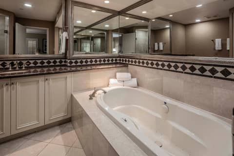 Best Western Plus Casino Royale - Center Strip — photo 5
