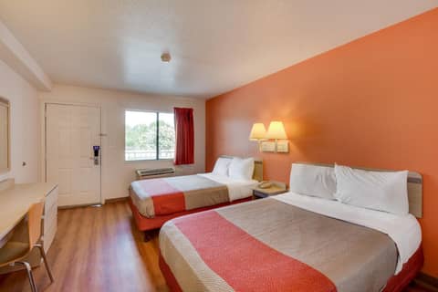 Motel 6-Columbus, OH - West — photo 4