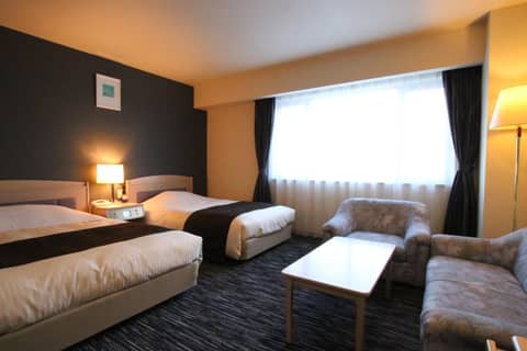 Kotoni Green Hotel — hotel room