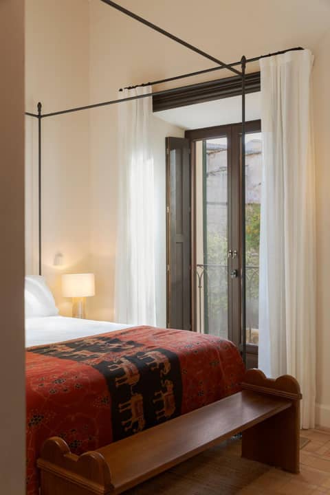 Portella Palma — hotel room