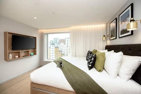 Wilde Aparthotels London Aldgate Tower Bridge — hotel room