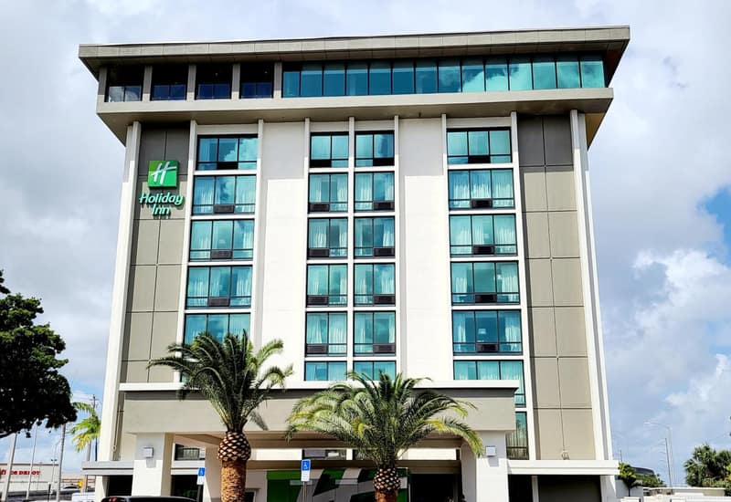 Holiday Inn Miami International Airport by IHG — building