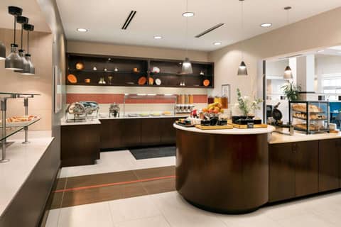 Hilton Garden Inn Denver/Cherry Creek — photo 4