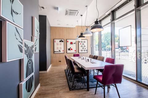 Premier Inn Köln City Süd — photo 2