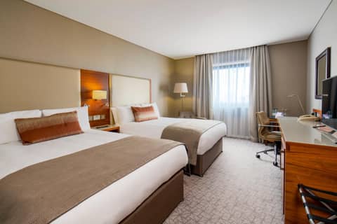 Crowne Plaza London - Docklands by IHG — hotel room