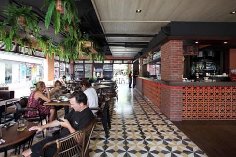 Rambuttri Village Plaza — photo 6