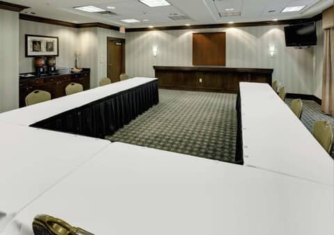 Hampton Inn & Suites Columbus Polaris — photo 8