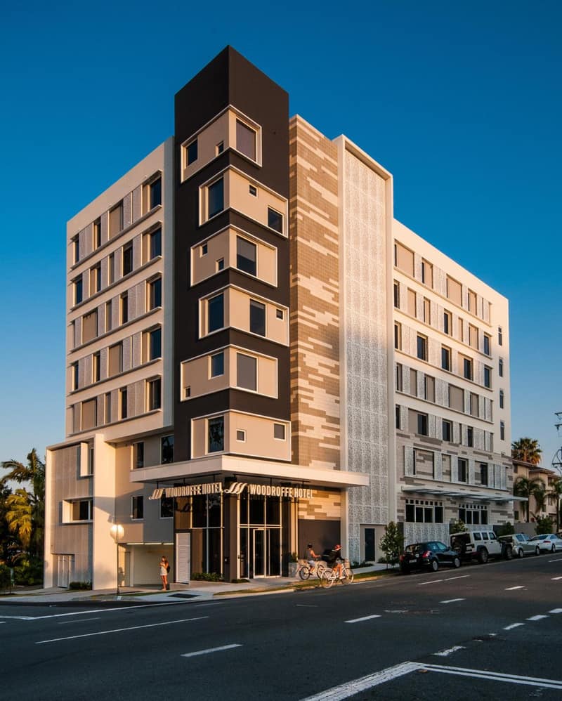 Woodroffe Hotel — building
