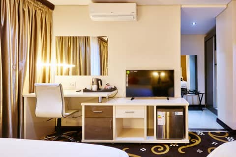 Palm Continental Hotel — photo 6