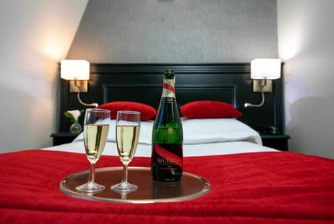 Hôtel Eiffel Rive Gauche — bedroom