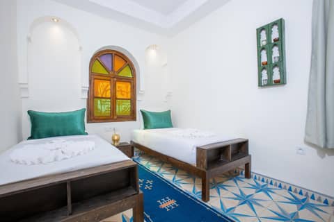 Riad La Vie — hotel room