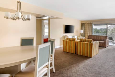 Hilton Vacation Club Palm Canyon Palm Springs — photo 5