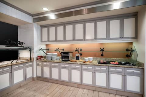 Hilton Garden Inn Louisville East — photo 9