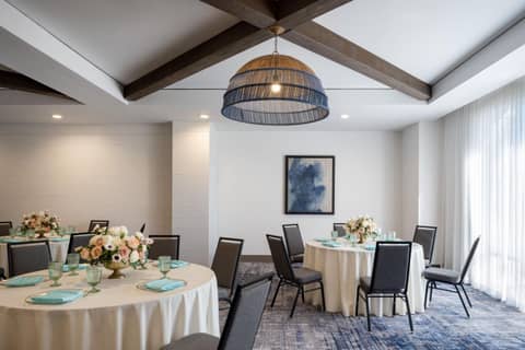 Delta Hotels by Marriott Jacksonville Deerwood — photo 5