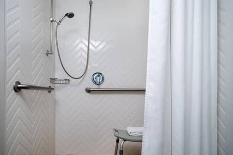 Delta Hotels by Marriott Jacksonville Deerwood — photo 7