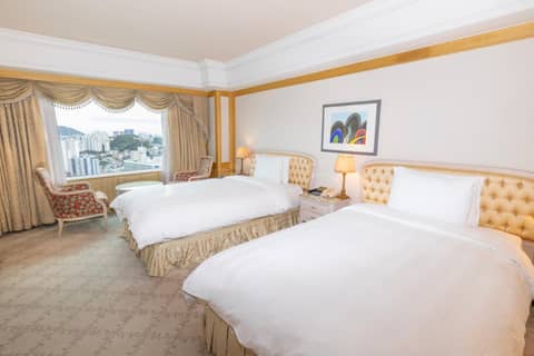 Lotte Hotel Busan — hotel room