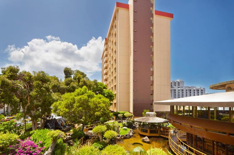 Pagoda Hotel — building