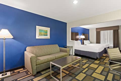 Best Western Galleria Inn & Suites — photo 3