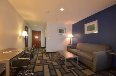 Best Western Galleria Inn & Suites — photo 5