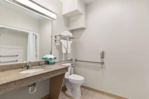 Best Western Galleria Inn & Suites — photo 7