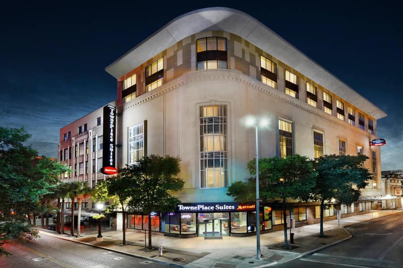 TownePlace Suites by Marriott San Antonio Downtown Riverwalk — building