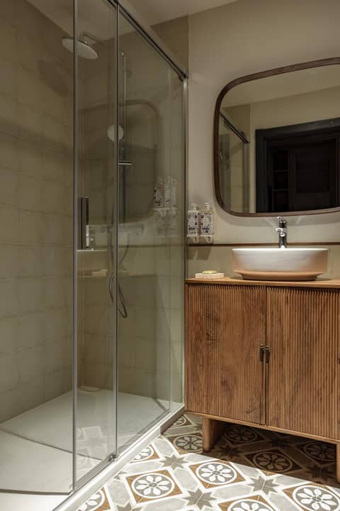 Batimont Suites & Apartments — photo 7