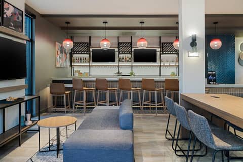 Atwell Suites Kansas City Airport by IHG — photo 5