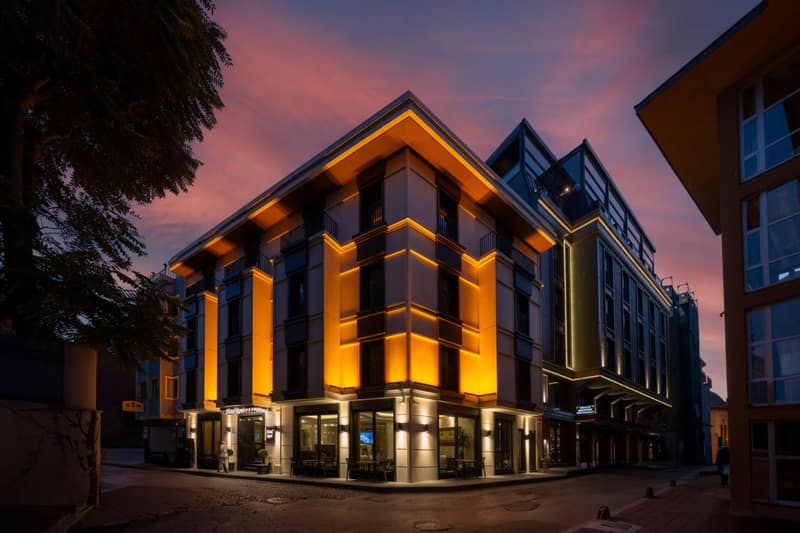Hotel Ravi — building