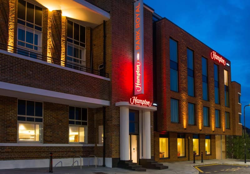 Hampton by Hilton London Park Royal — building