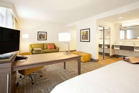Hampton Inn & Suites - Minneapolis/Downtown — photo 2