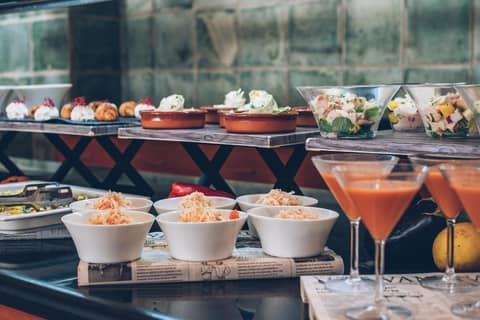 AYA Seahotel - Adults Only — dining