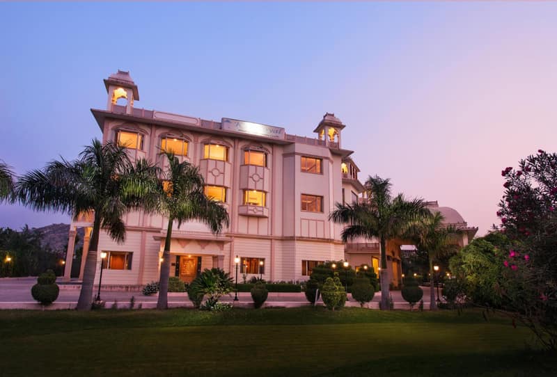 KK Royal Hotel & Convention Centre — building