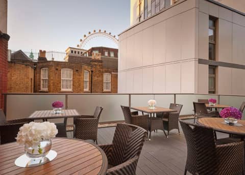 Park Plaza County Hall London — balcony