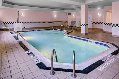 Holiday Inn Express Hotel & Suites Pittsburgh-South Side by IHG — photo 5