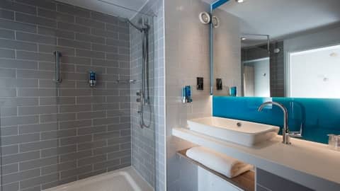 Holiday Inn Express Nice Grand Arenas by IHG — photo 9