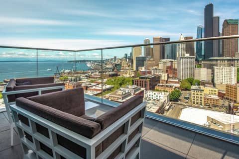 Embassy Suites By Hilton Seattle Downtown Pioneer Square — photo 3