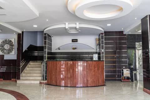 Al Mutaab Suites Al Mounseya — hotel reception