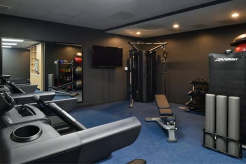 TownePlace Suites by Marriott Asheville Downtown — activities & amenities