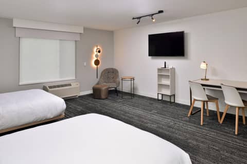 TownePlace Suites by Marriott Asheville Downtown — hotel room