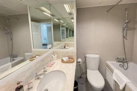 Le Siam Hotel Silom Bangkok by PCL — photo 7
