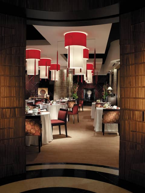 Shangri-La Hotel Apartments Qaryat Al Beri — restaurant